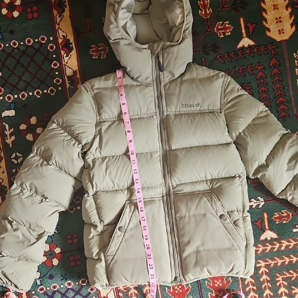 Filson Down Hooded Puffer Jacket in Light Sage - Picture 7 of 10